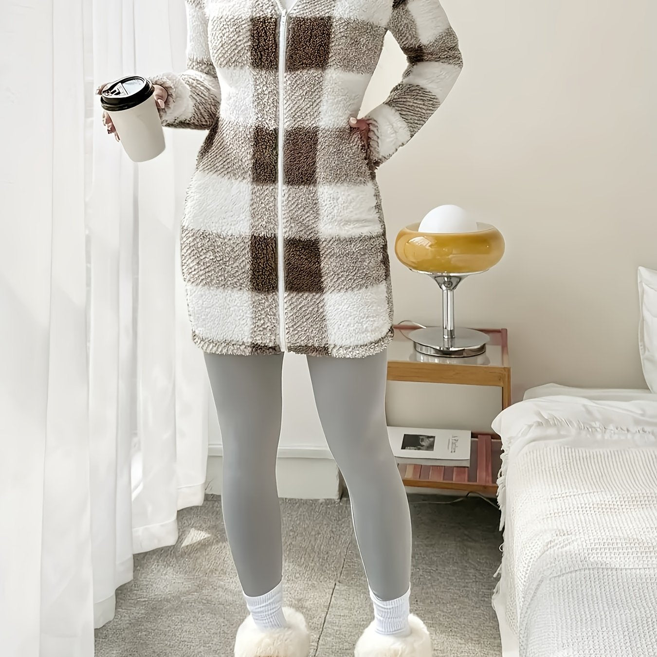 Veste Sweat à Capuche pour Femme – Élégante, Douce et Idéale pour l’Automne-Hiver