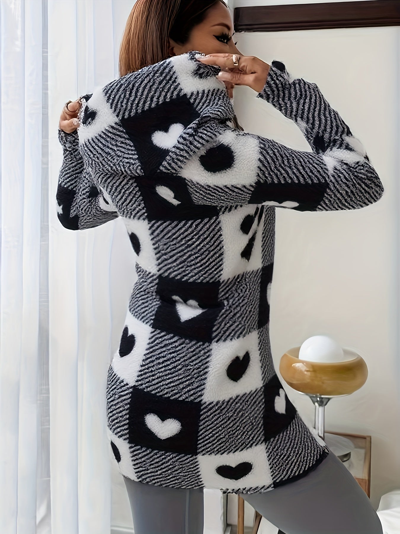 Veste Sweat à Capuche pour Femme – Élégante, Douce et Idéale pour l’Automne-Hiver