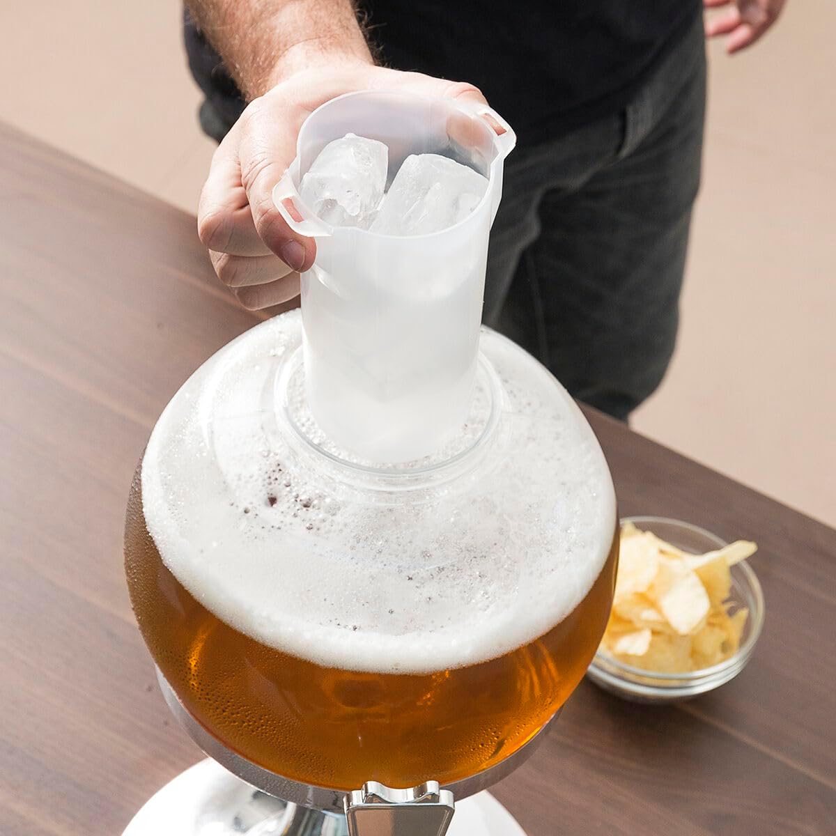 InnovaGoods - Distributeur de Bière Réfrigérant 3,5L, Machine à Jus de Fruits, Fontaine d'alcool avec Réservoir à Glaçons, PMMA Transparent et Argent Métallique, 24x24x42 cm, sans BPA