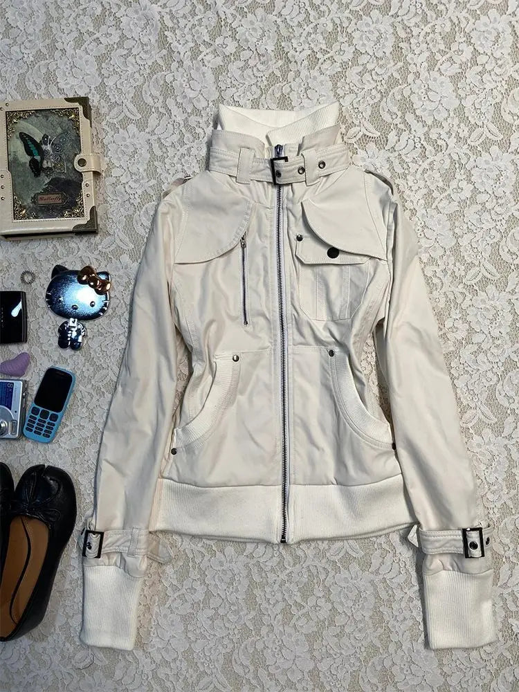 Veste Blanche à Col Montant Style Streetwear – Fermeture Zippée