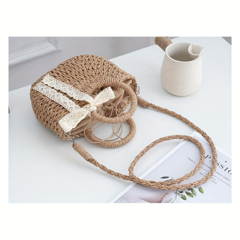 Trendy Mini Straw Crossbody Bag with Decorative Tassel, Handwoven Hollow Design for Summer Wear, Detachable Shoulder Strap, Lined for Easy Practicality, SendpiSTIL by LSDLBoutique.ch
