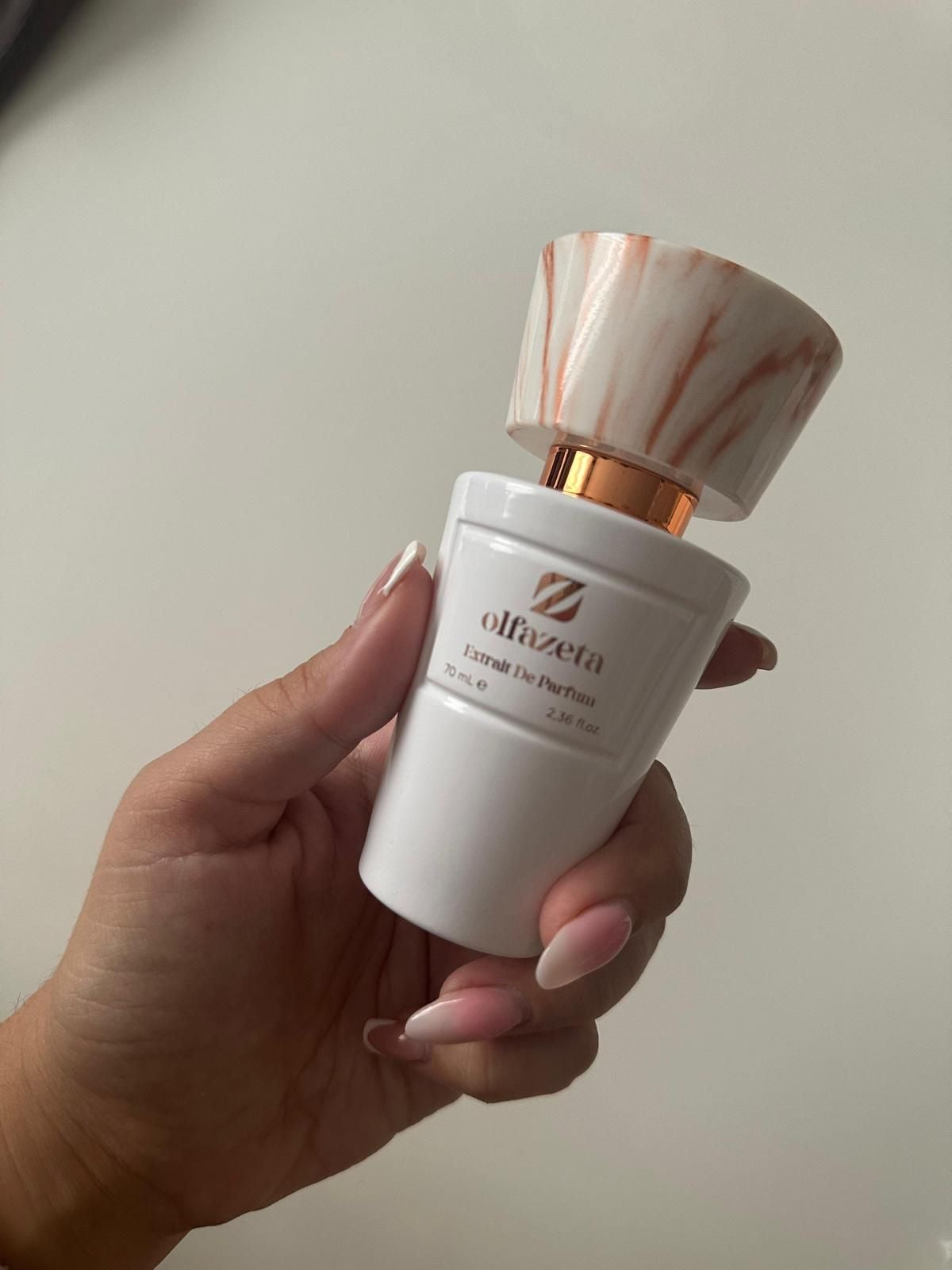 Parfum femme – Duft Nr. 24 The Essence – Joelle Beauty