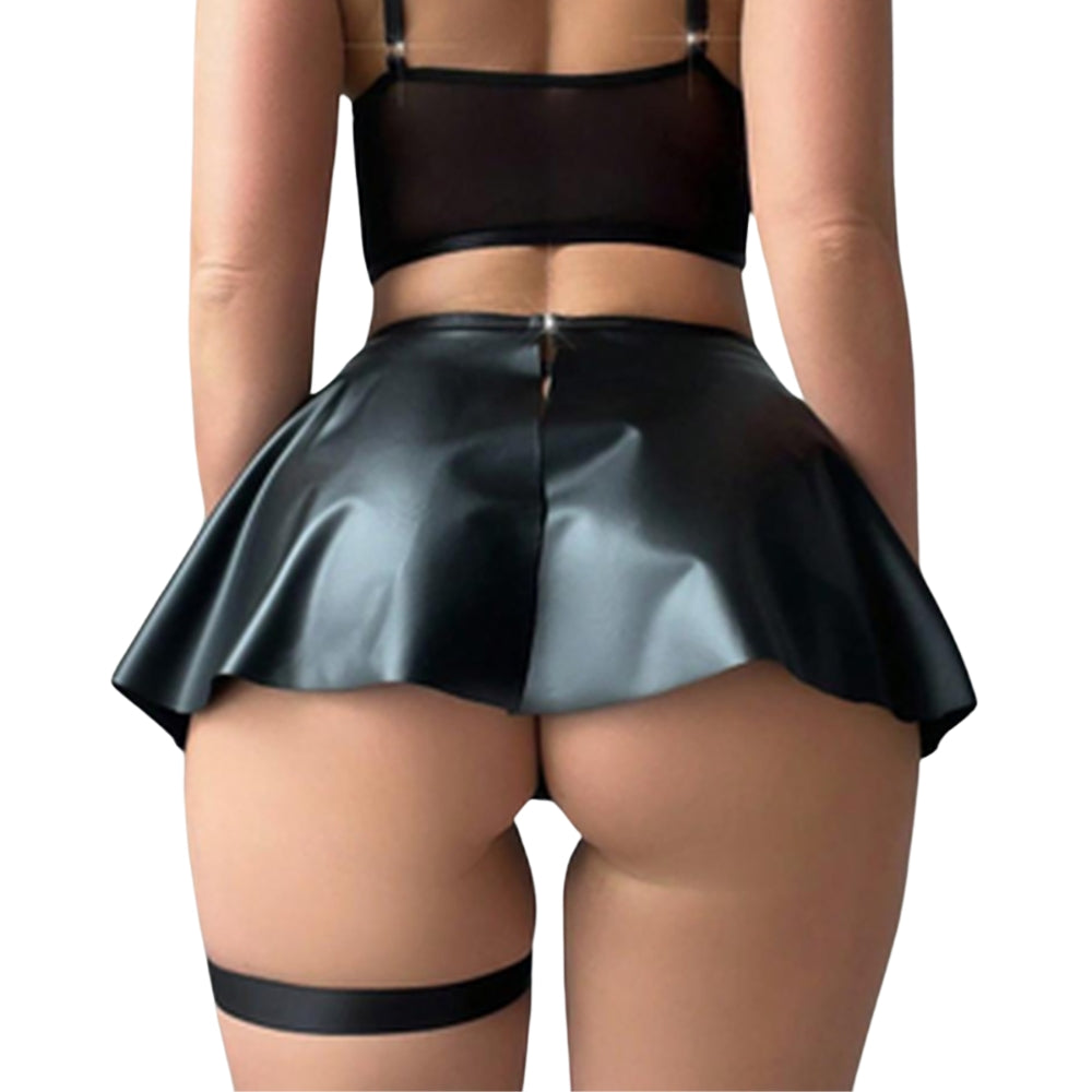 Celina Ensemble Noir En Simili Cuir Avec Haut Structuré Et Jupe Courte Avec String Assorti by Les Secrets de Léa