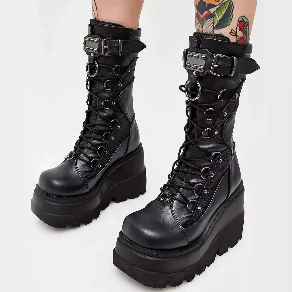 Bottes à Plateforme Noires Boucles à Rivets Punk Gothiques Mat