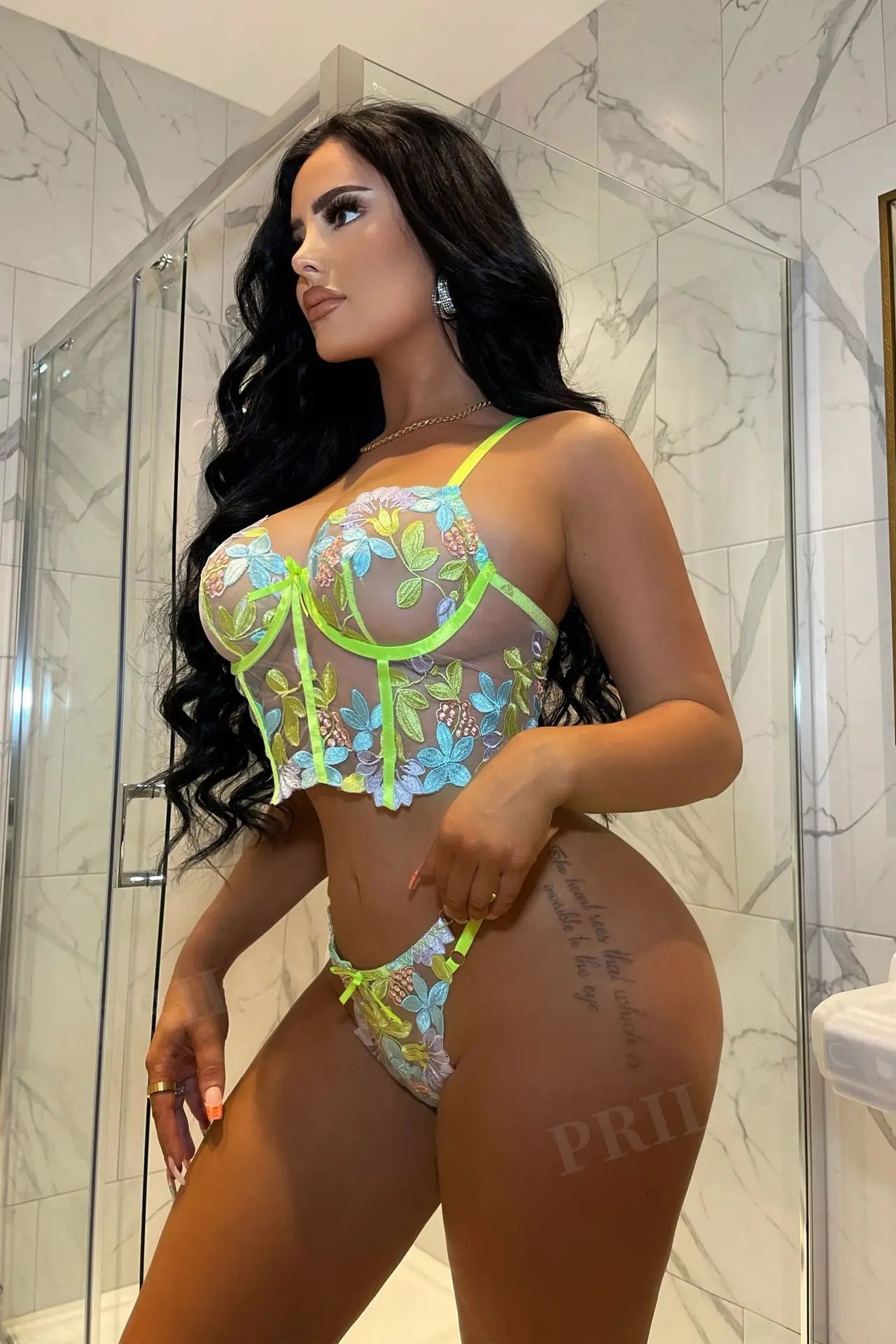 Léa's Secrets Dessous-Set mit Blumenstickerei, Neongrün