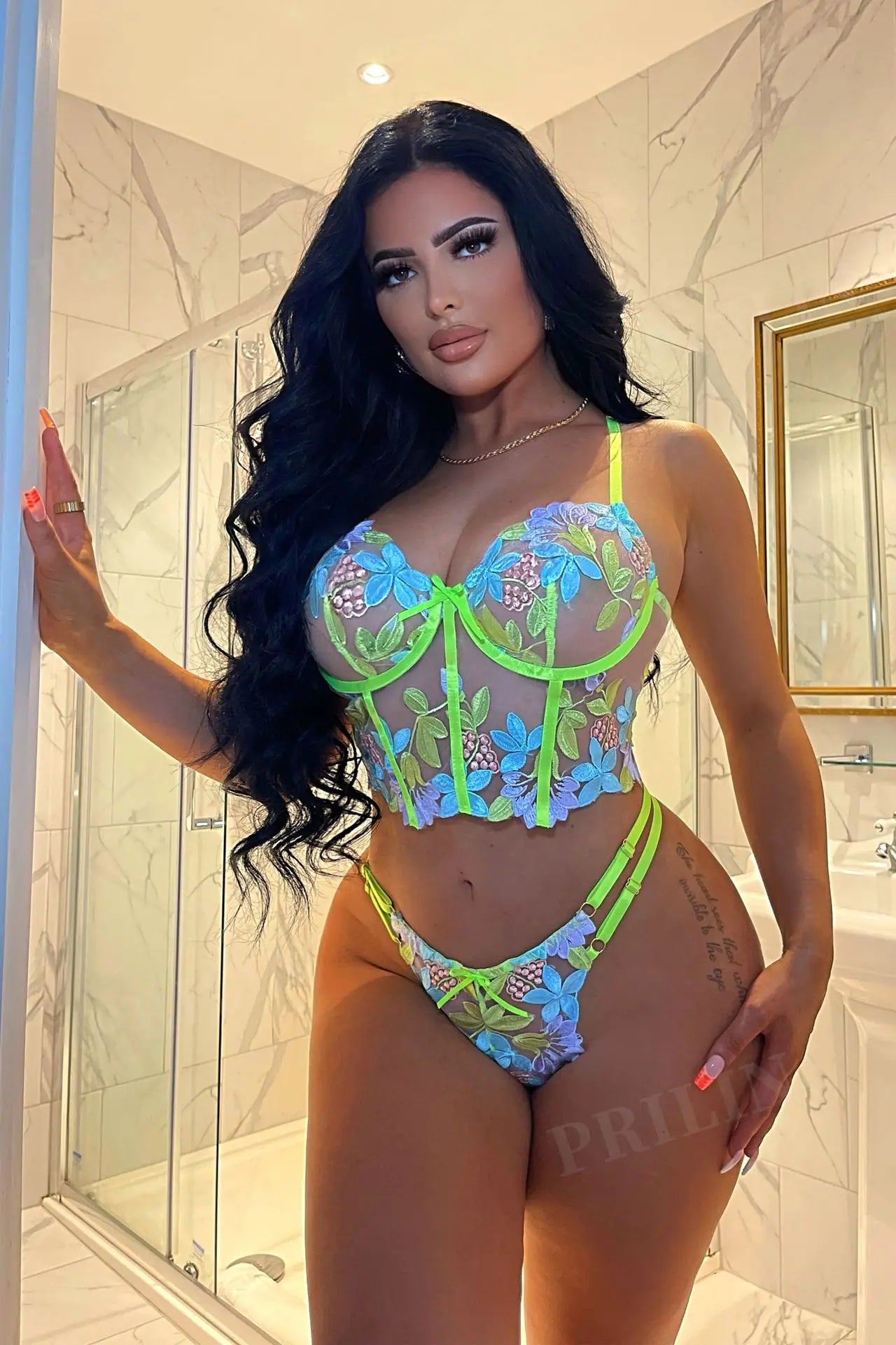 Les Secrets de Léa Ensemble Lingerie Floral Broderie Vert Néon