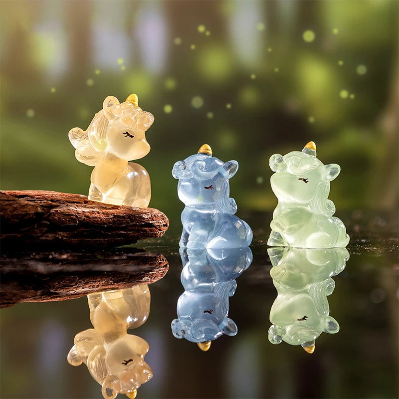 Statue de licornes miniatures de dessin animé, décoration de maison, accessoires de décoration de maison, poupées licorne lumineuses mignonnes Kawaii, cadeaux by LSDLBoutique.ch