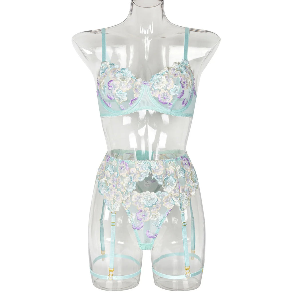 Ensemble dentelle fleurie – Soutien-gorge, string & jarretelles