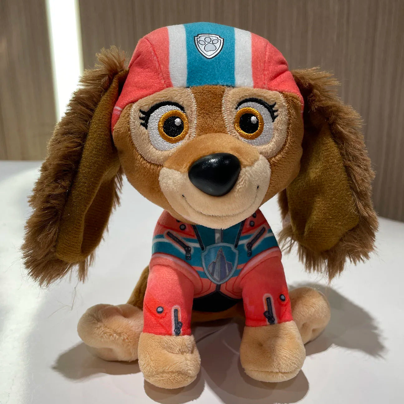 Original PAW Patrol Holiday Style Skye Chase Everest en écharpe et chapeau Jouet en peluche sous licence officielle pour les âges de 1 et plus de 6 pouces 15,2 cm by LSDLBoutique.ch