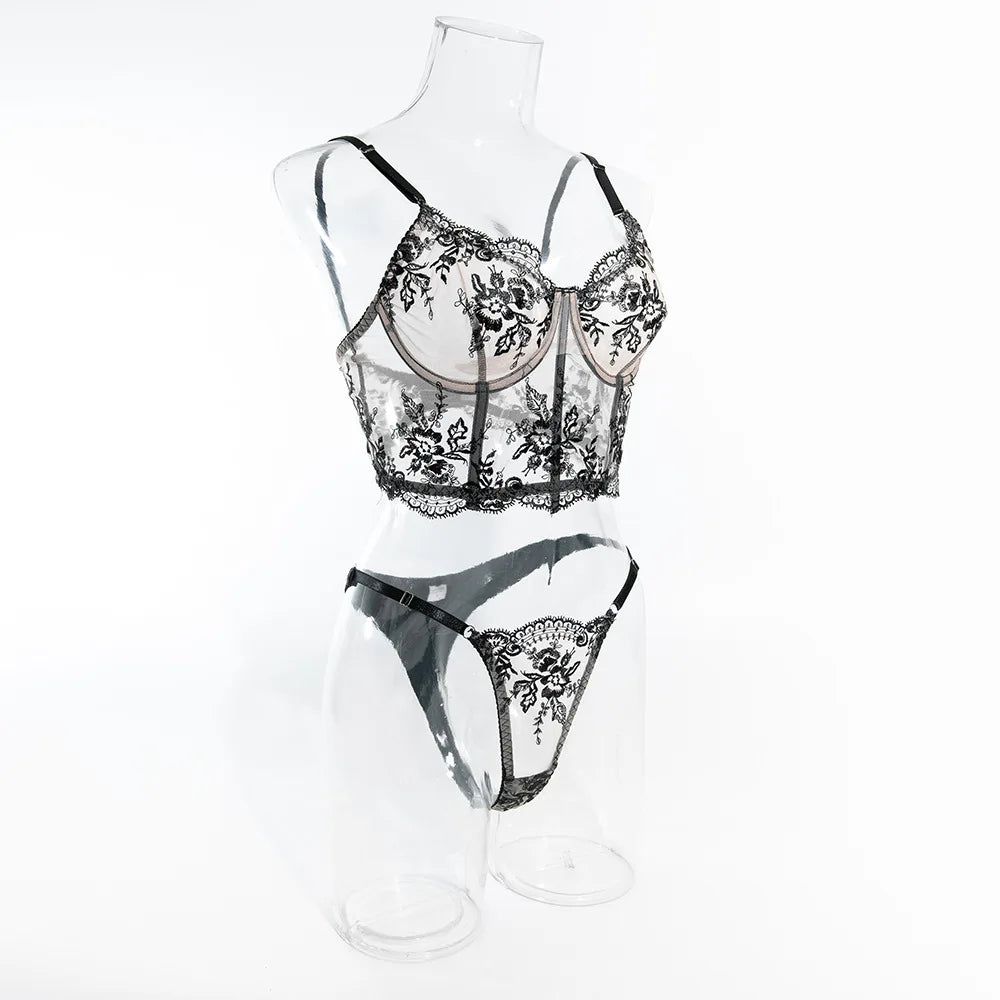 Les Secrets de Léa Ensemble Soutien-Gorge Dentelle Noire Avec Anneau Acier