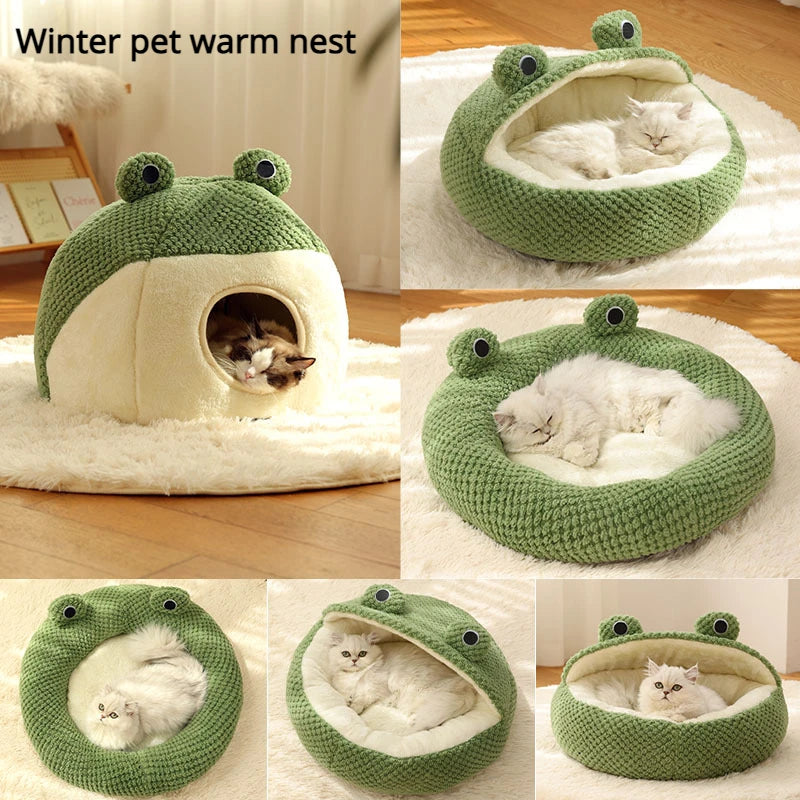 Nid Pour Animaux Grenouille Peluche Vert Semifermé