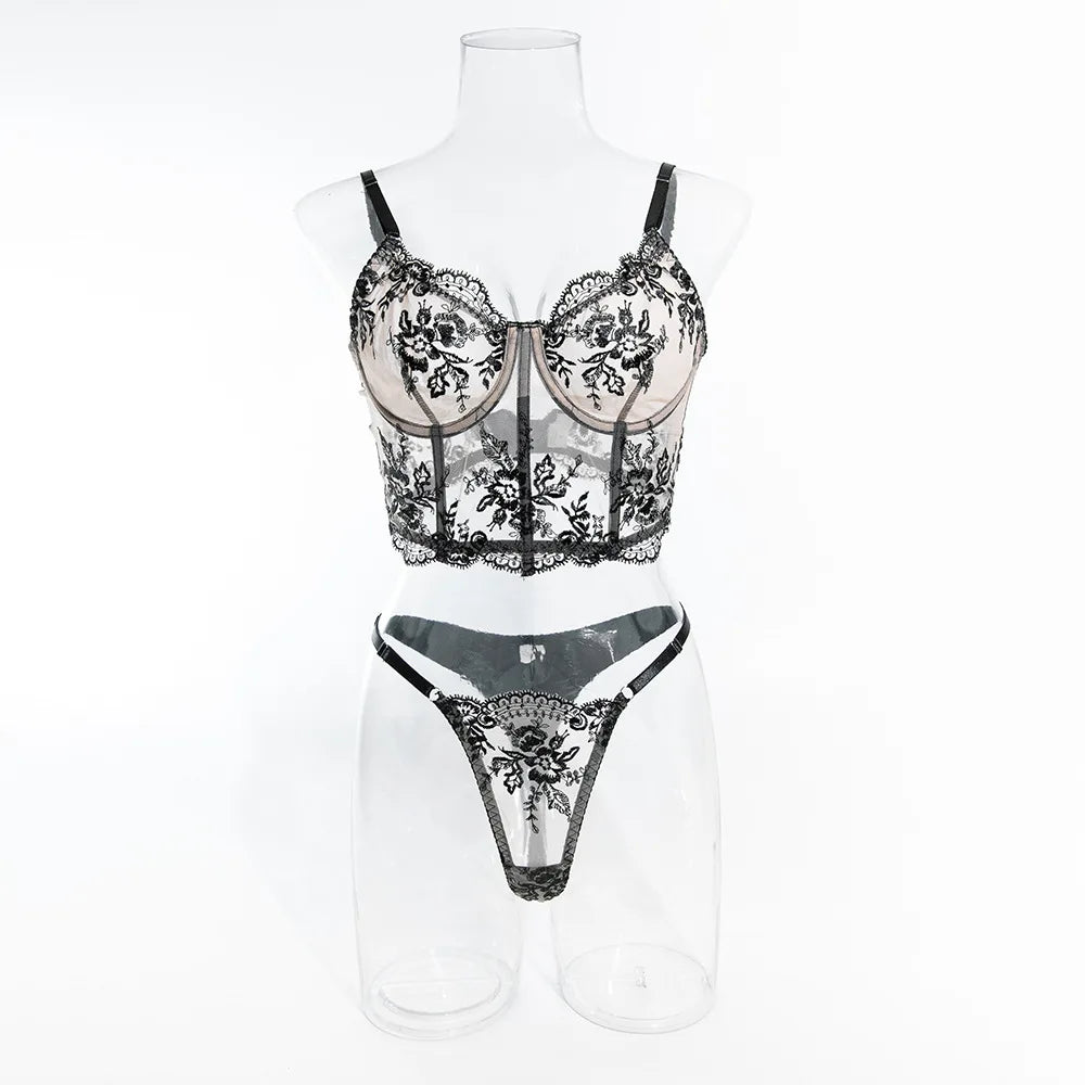 Les Secrets de Léa Ensemble Soutien-Gorge Dentelle Noire Avec Anneau Acier