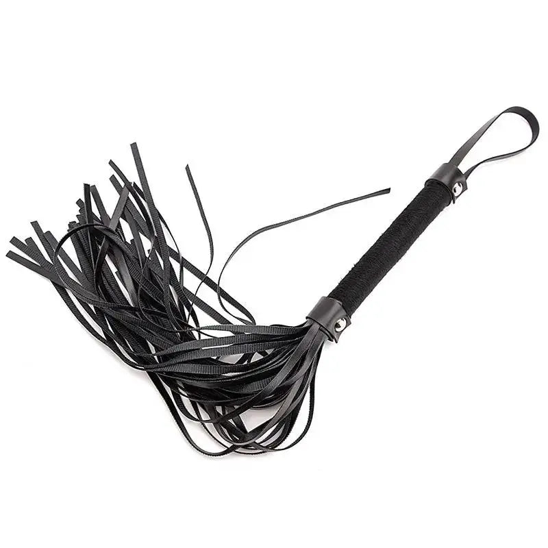 Ensemble bondage 4 pièces – Fouet, masque, plume et accessoires