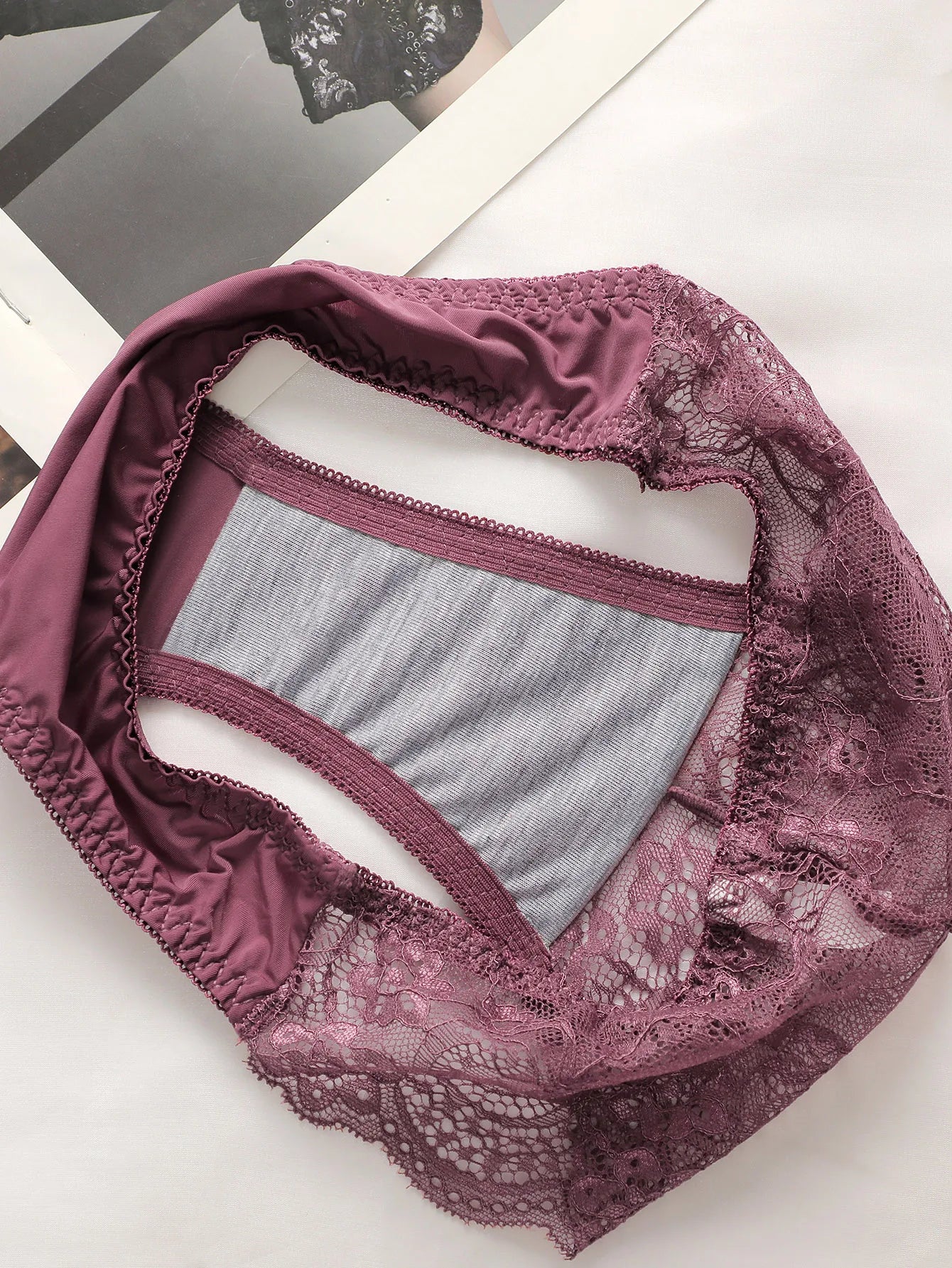 Léa's Secrets Wireless Lace Lingerie Mauve