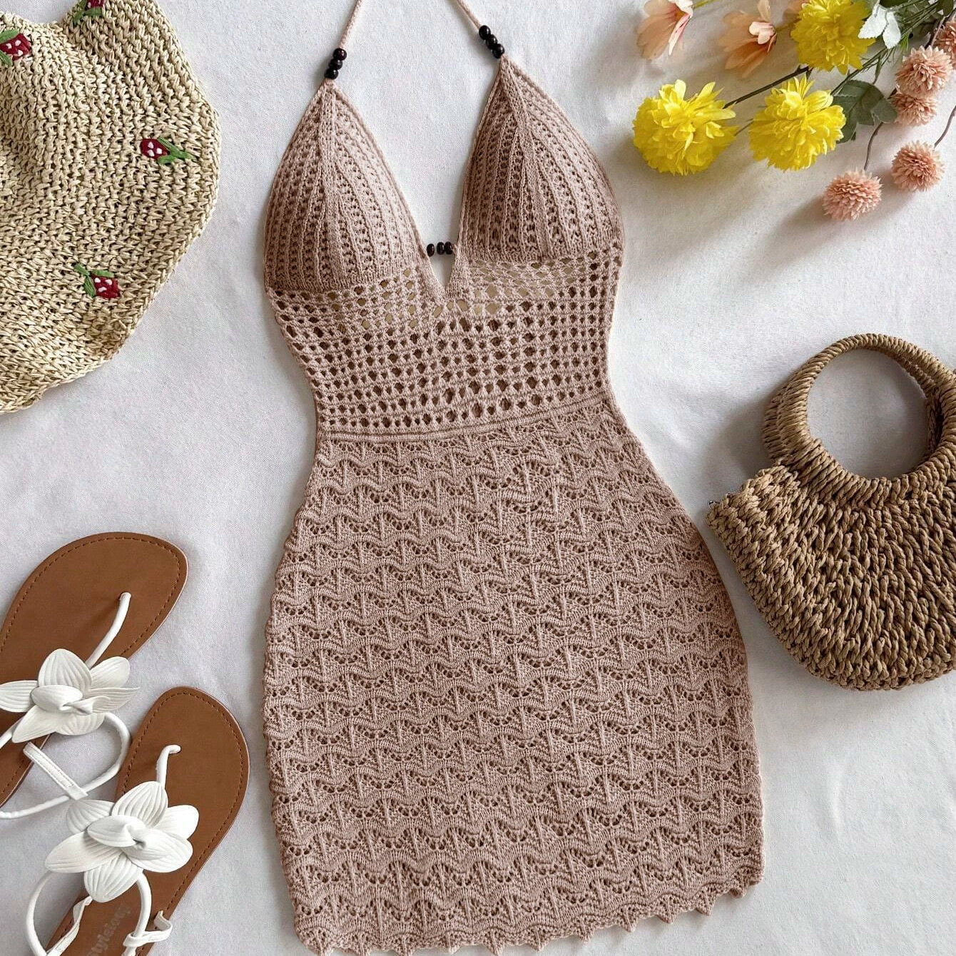 Robe d'été courte en maille à perles de bois – Soleia