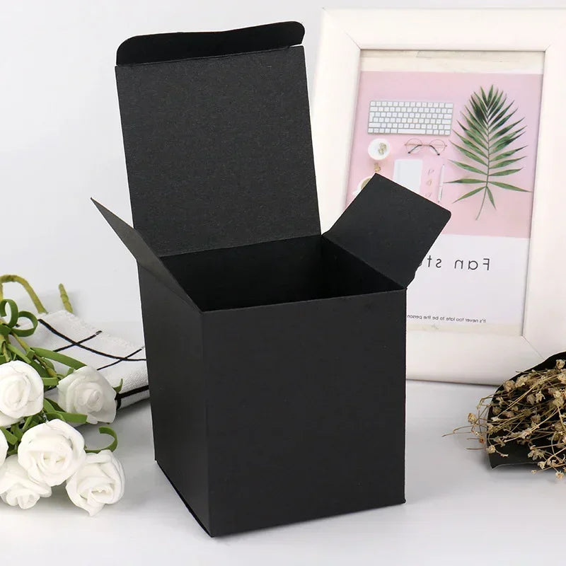 Schwarze und weiße Kraftpapier-Faltbox, quadratisch, 20 oder 50 Stück