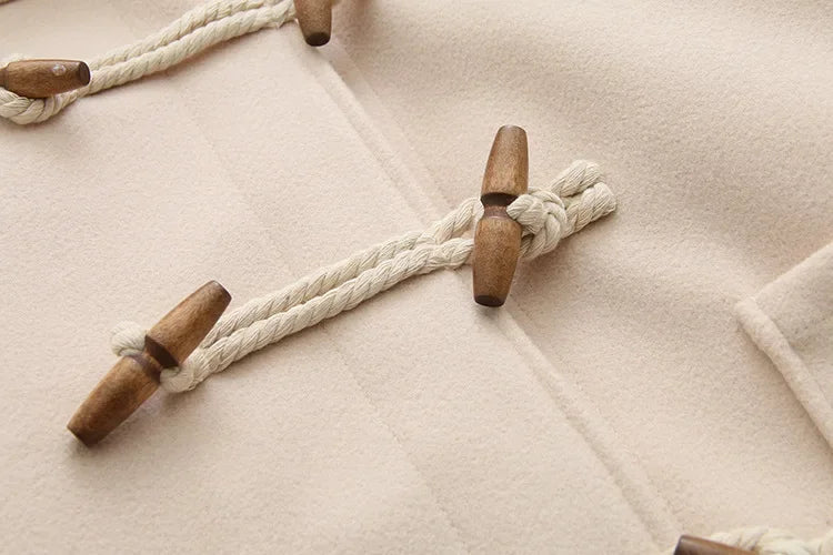 Manteau Long En Laine Avec Boutons En Bois Et Poches
