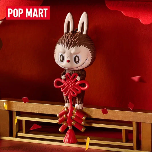 Pop Mart Figurine Kawaii PVC Marron Noeud Chinois Rouge