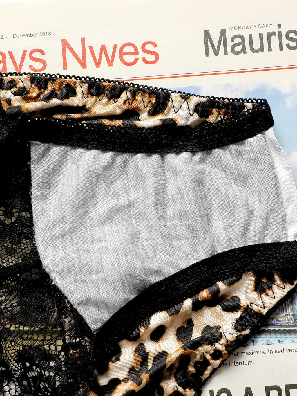 Léa's Secrets Wireless Lace Lingerie Mauve