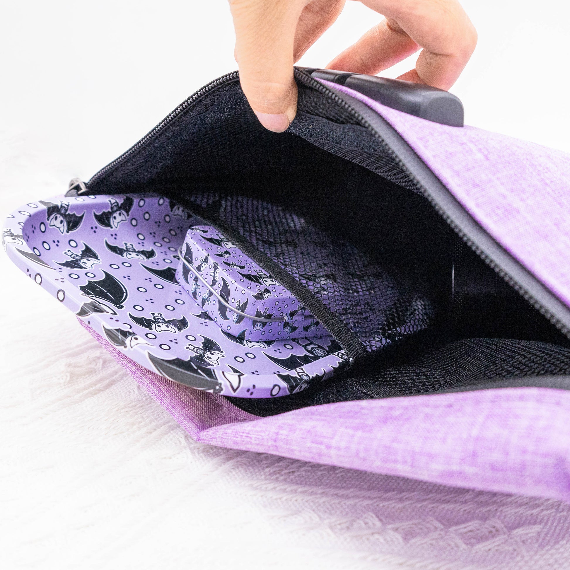 Set Rangement Fumeur 4pcs : Grinder, Plateau, Pochette Anti-Odeur by LSDLBoutique.ch