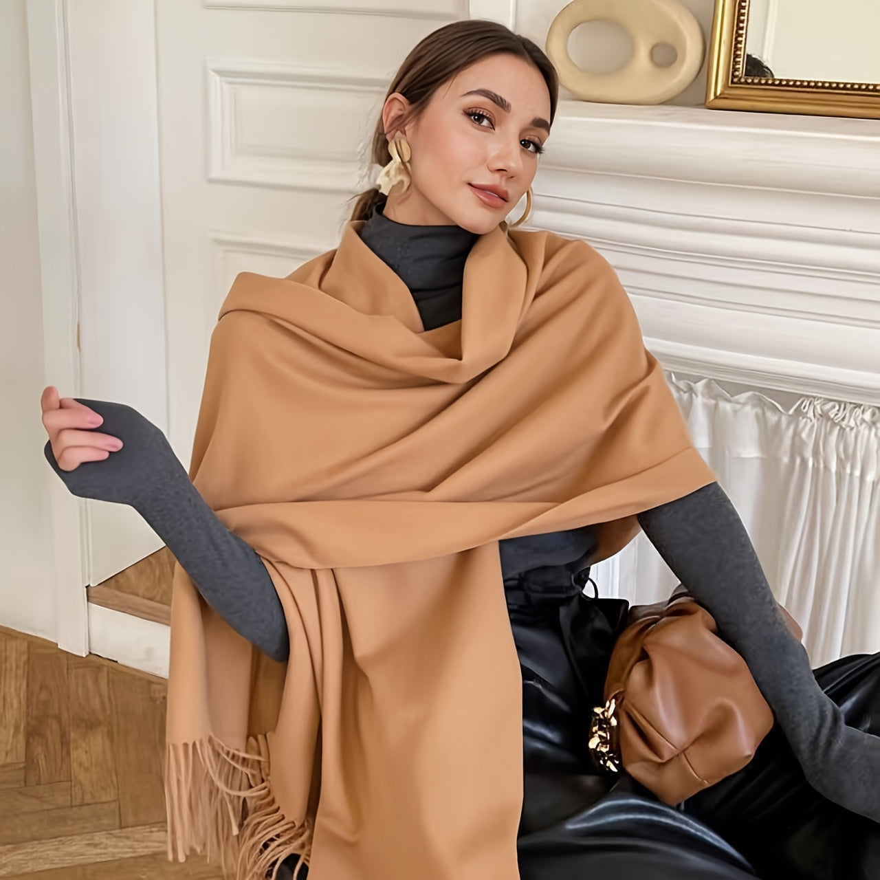 Foulard Femme Élégant à Franges Style Bohème Hiver Coloris Unis Tissu Jacquard Doux et Résistant by LSDLBoutique.ch