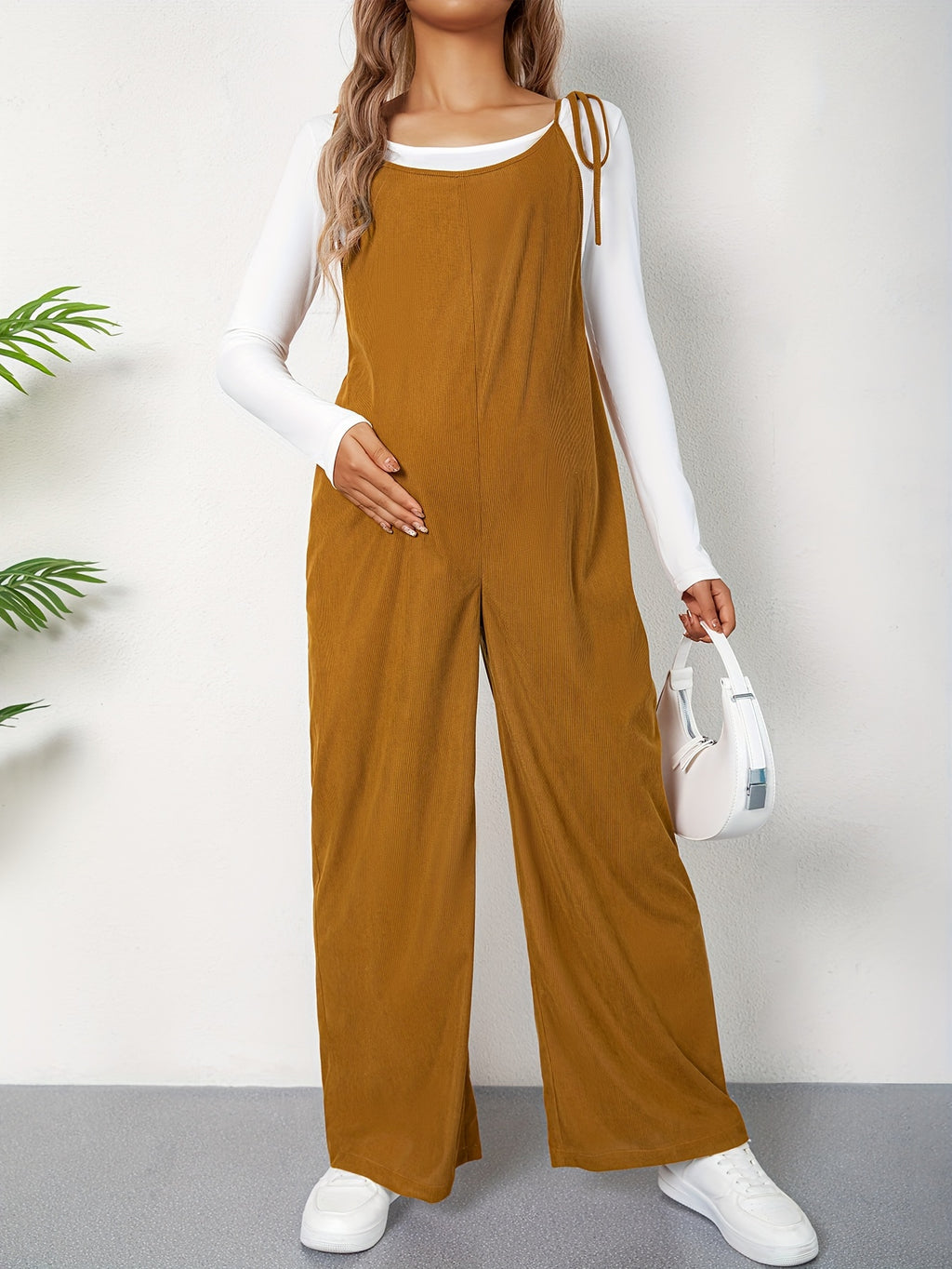 Combinaison Grossesse Femme Taille Haute Avec Bretelles Et Noeud Ample Confort Et Élégance by LSDLBoutique.ch