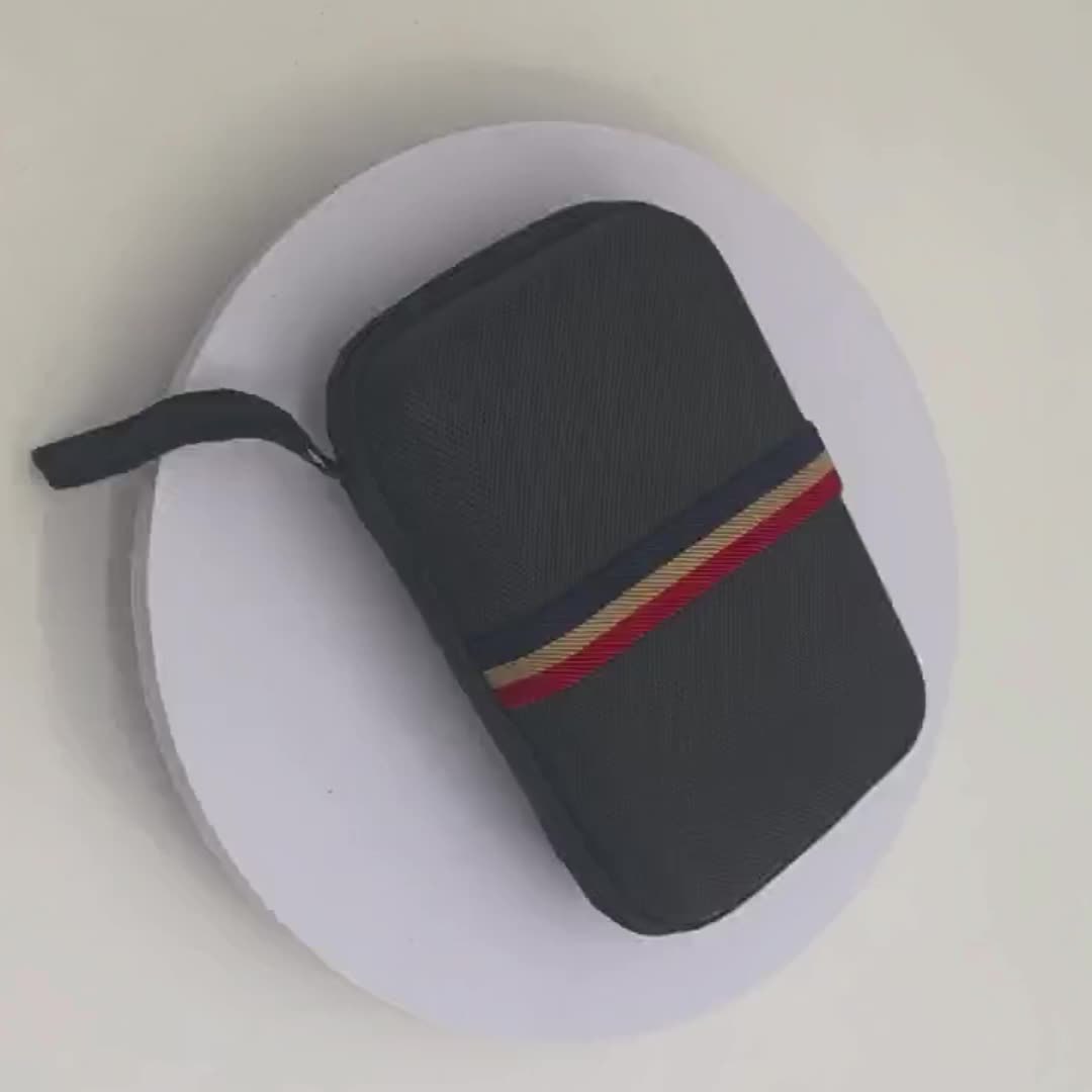 Set Fumeur 7pcs : Plateau, Pipe, Grinder, Sachet Anti-Odeur, Feuilles by LSDLBoutique.ch