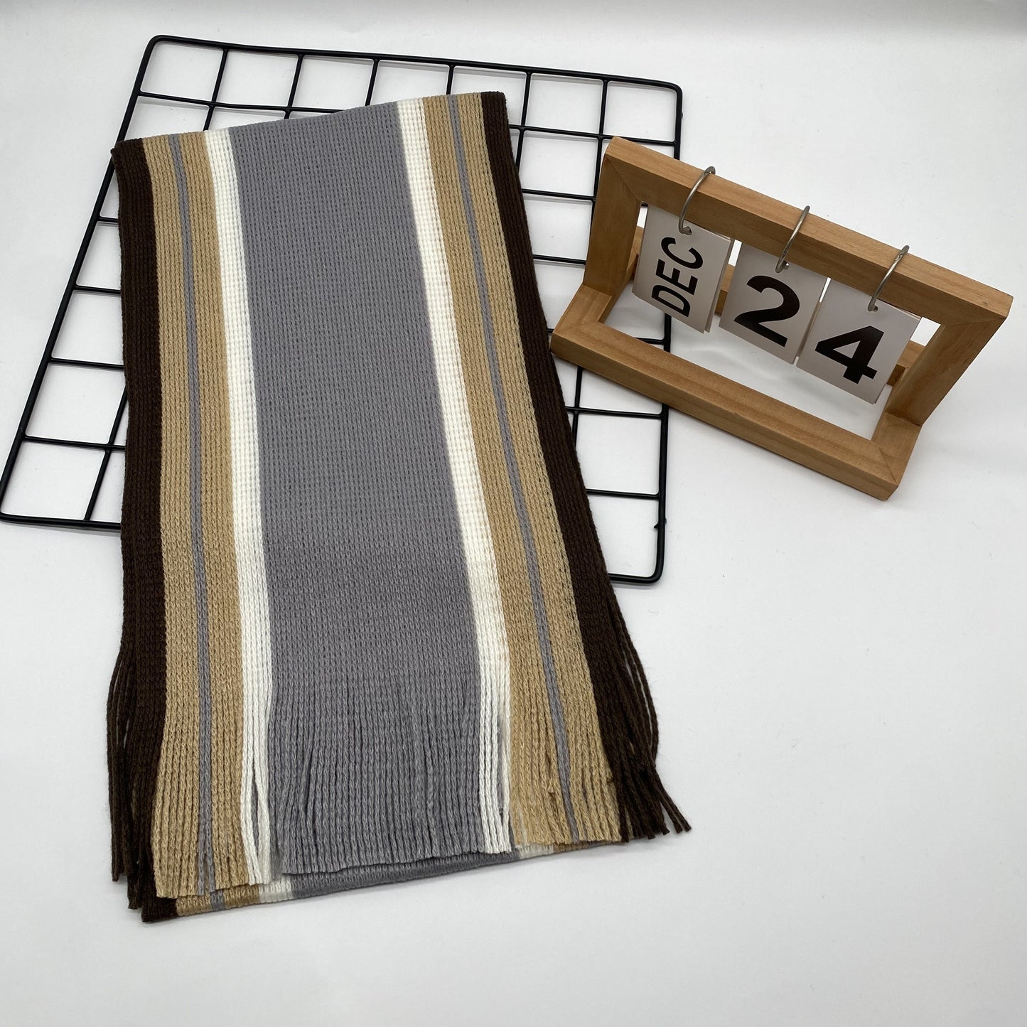 Écharpe Homme À Rayures Tricot Chaud Avec Franges En Acrylique Doux Pour Hiver Confortable Et Légère by LSDLBoutique.ch