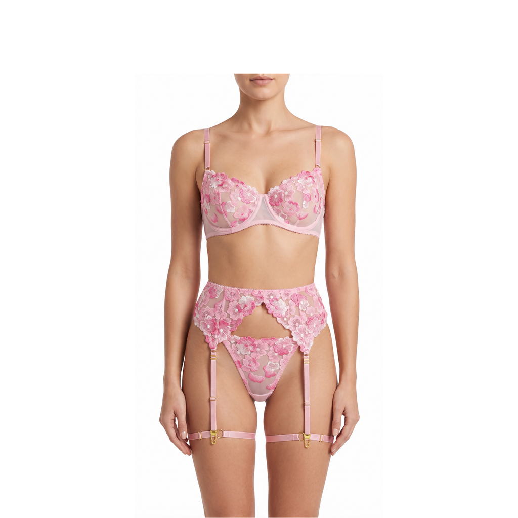 Ensemble dentelle fleurie – Soutien-gorge, string & jarretelles