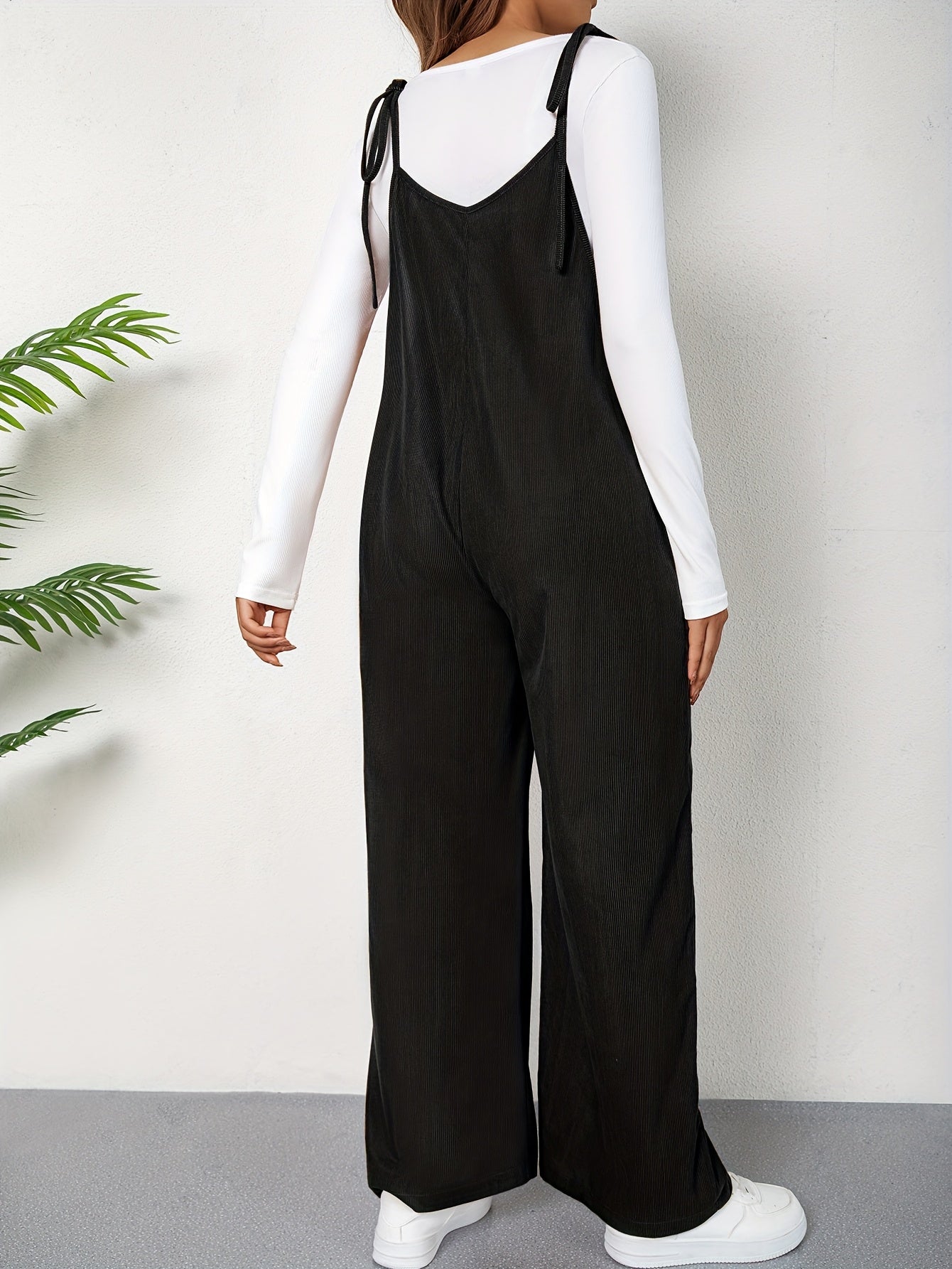 Combinaison Grossesse Femme Taille Haute Avec Bretelles Et Noeud Ample Confort Et Élégance by LSDLBoutique.ch